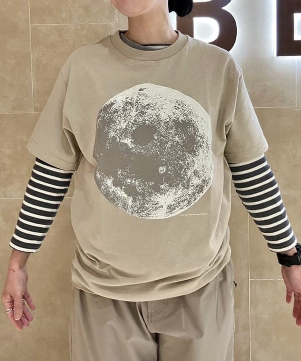 すぎやま えみさんの「Cotton Expressions / GLOW MOON TEE」を使ったコーディネート