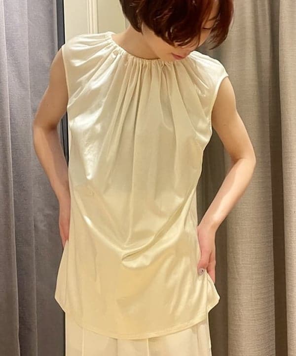 イナダさんの「BEAMS WOMEN｜TOFF & LOADSTONE / ノワ スムースレザー バッグ」を使ったコーディネート