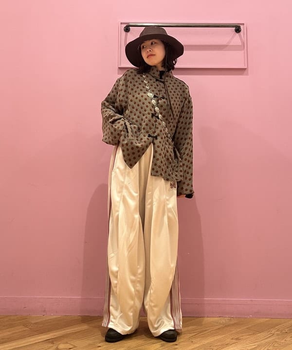リズさんの「BEAMS WOMEN｜Paraboot / 別注 BAHAMAS」を使ったコーディネート
