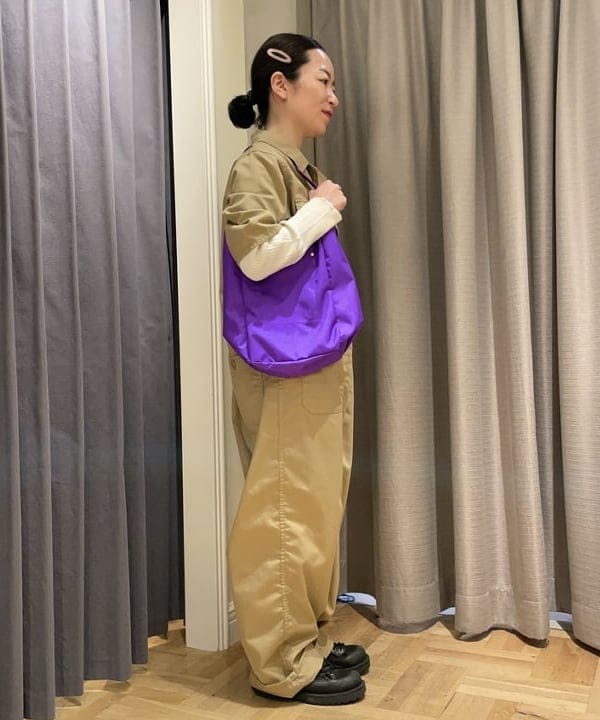 コウリキ　マミさんの「BEAMS WOMEN｜BAG ‘n’ NOUN / TOOLBAG MONTANA 'MINI'」を使ったコーディネート