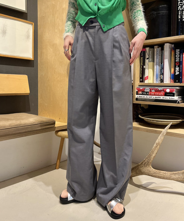 神坂 莉子さんの「BEAMS WOMEN｜BEAURE × Ray BEAMS / 別注 2WAY バッグ」を使ったコーディネート