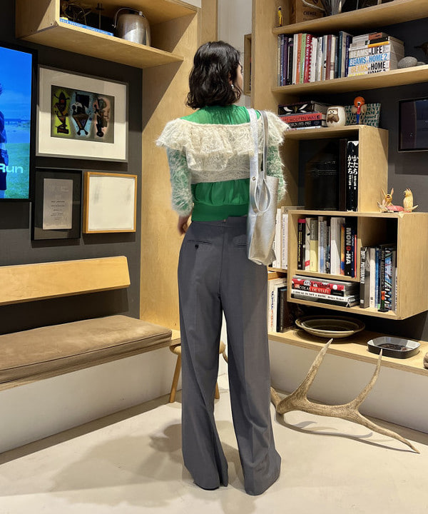 神坂 莉子さんの「BEAMS WOMEN｜BEAURE × Ray BEAMS / 別注 2WAY バッグ」を使ったコーディネート