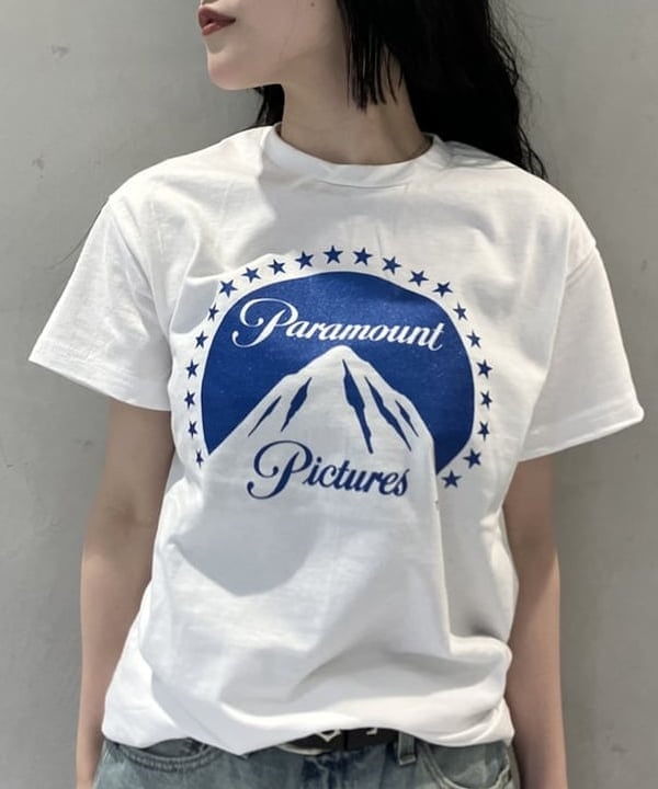 須賀さんの「BEAMS WOMEN｜LEVI’S(R) / BAGGY DAD ジーンズ」を使ったコーディネート