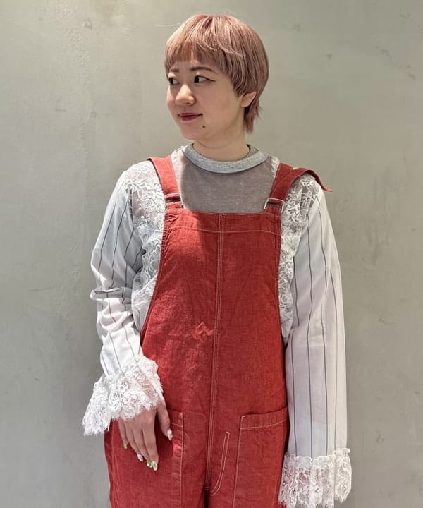 スミレさんの「BEAMS WOMEN｜ダンガリー サロペット」を使ったコーディネート