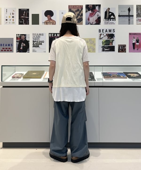 清水 彩乃さんの「BEAMS WOMEN｜【別注】NEW ERA / BB ロゴ タイプライター キャップ」を使ったコーディネート