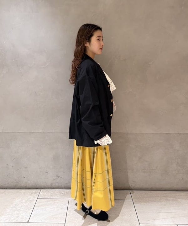 モモさんの「BEAMS WOMEN｜撥水 テック ブレザー」を使ったコーディネート