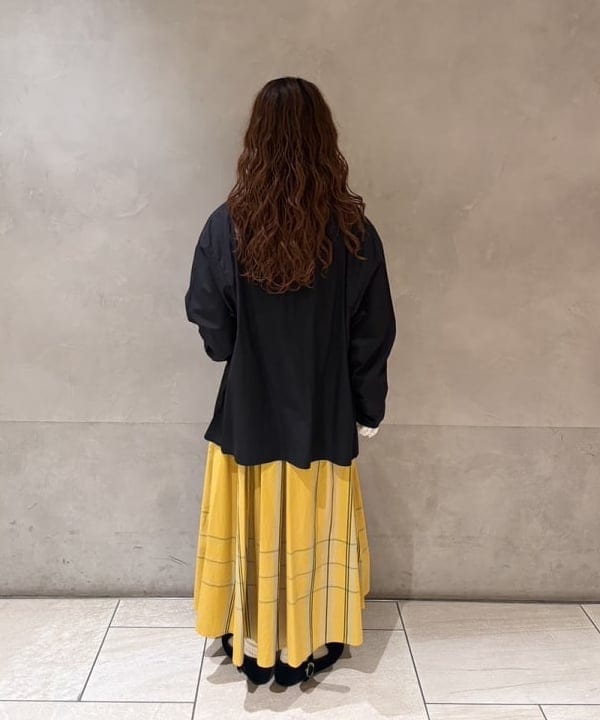 モモさんの「BEAMS WOMEN｜撥水 テック ブレザー」を使ったコーディネート