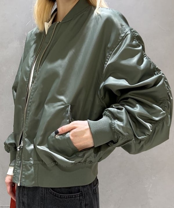 ササキさんの「BEAMS WOMEN｜リブ ニット ポロ」を使ったコーディネート
