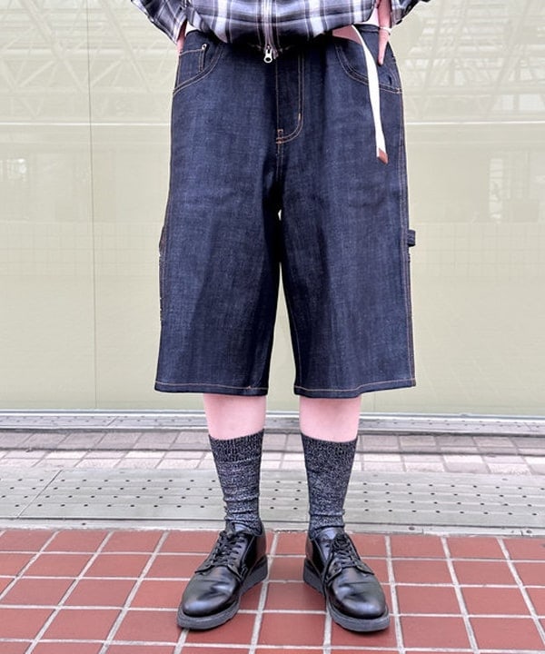 なるみさんの「ショート チェック ブルゾン」を使ったコーディネート
