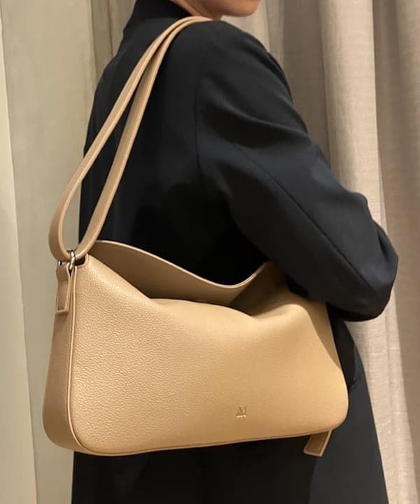 イナダさんの「BEAMS WOMEN｜Oggi × Demi-Luxe BEAMS / ボクシー テーラードジャケット」を使ったコーディネート