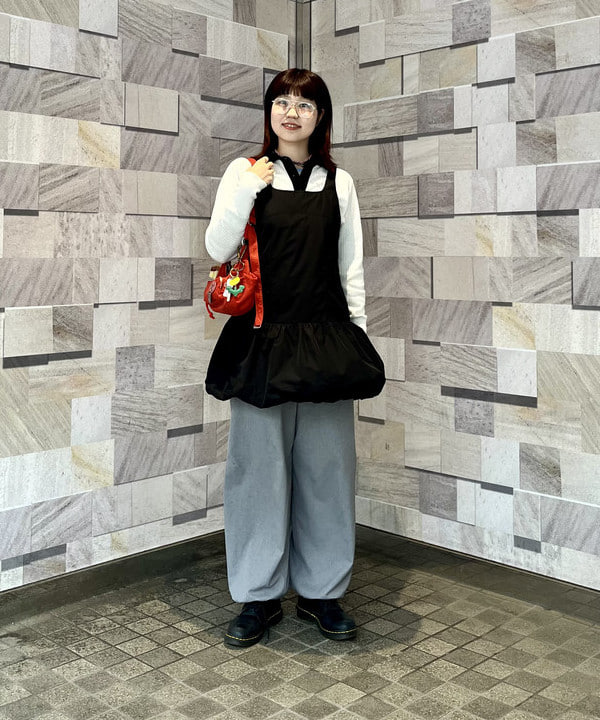 ちかたいらさんの「タフタ バルーン ミニ ワンピース」を使ったコーディネート