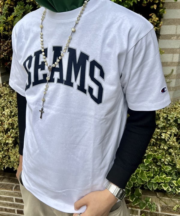 ムファサさんの「BEAMS WOMEN｜【別注】Champion "BEAMS" LOGO T-Shirts」を使ったコーディネート