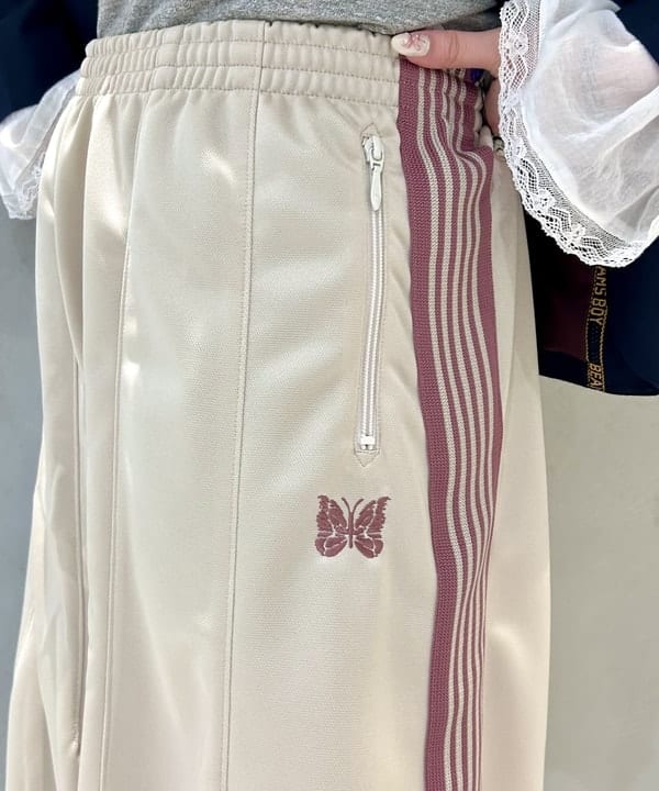 スミレさんの「BEAMS WOMEN｜BEAMS BOY / ポリエステル ウール 3ボタン ブレザー」を使ったコーディネート