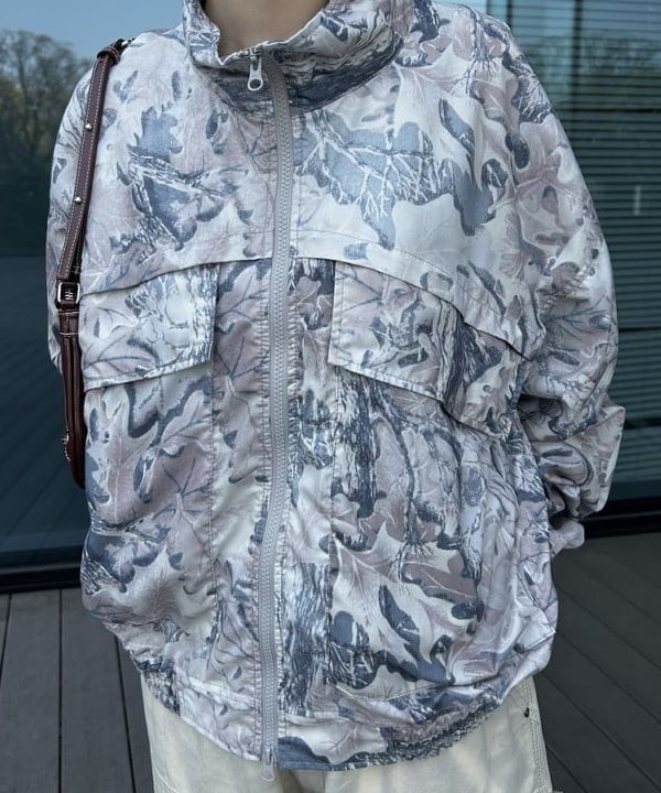 Hazukiさんの「BEAMS WOMEN｜総柄 ウェイディングブルゾン」を使ったコーディネート