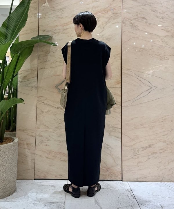 SANOさんの「BEAMS WOMEN｜NOMADIS / HELMET MESH Petit ショルダーバッグ」を使ったコーディネート