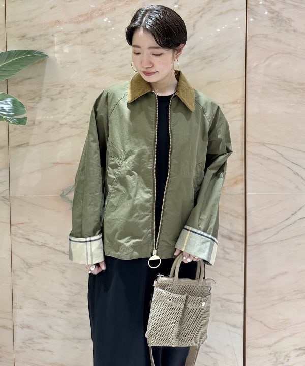 SANOさんの「BEAMS WOMEN｜NOMADIS / HELMET MESH Petit ショルダーバッグ」を使ったコーディネート