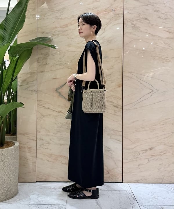 SANOさんの「BEAMS WOMEN｜NOMADIS / HELMET MESH Petit ショルダーバッグ」を使ったコーディネート