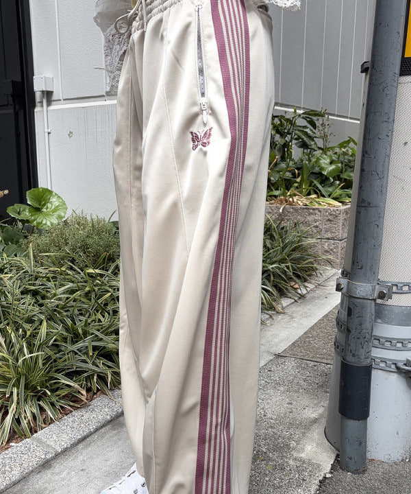 み　う　ちさんの「BEAMS WOMEN｜ヴィンテージ レース ブラウス」を使ったコーディネート