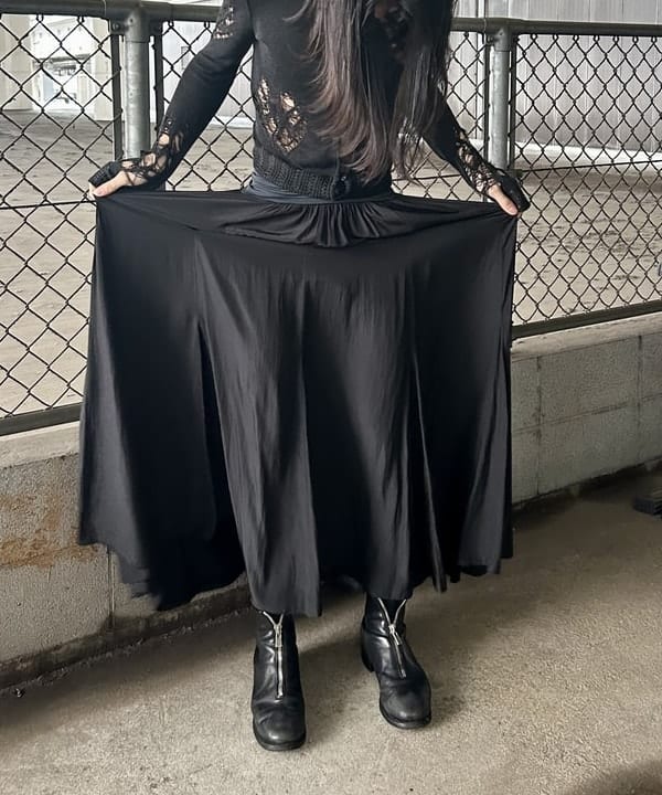 翔さんの「BEAMS WOMEN｜AK+1 / アンブレラ スカート」を使ったコーディネート