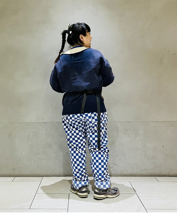 佐藤 歩さんの「BEAMS WOMEN｜テープ リボン バレッタ」を使ったコーディネート