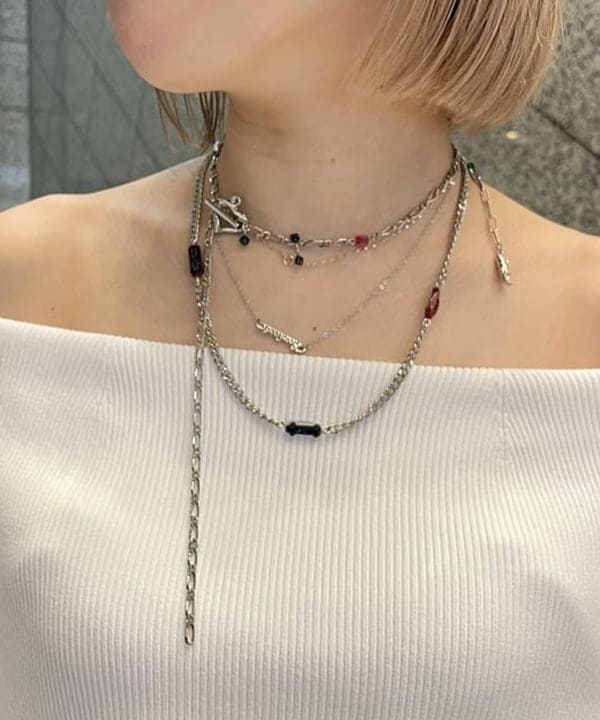 まゆちゃんさんの「BEAMS WOMEN｜オフショルダー プルオーバーニット」を使ったコーディネート