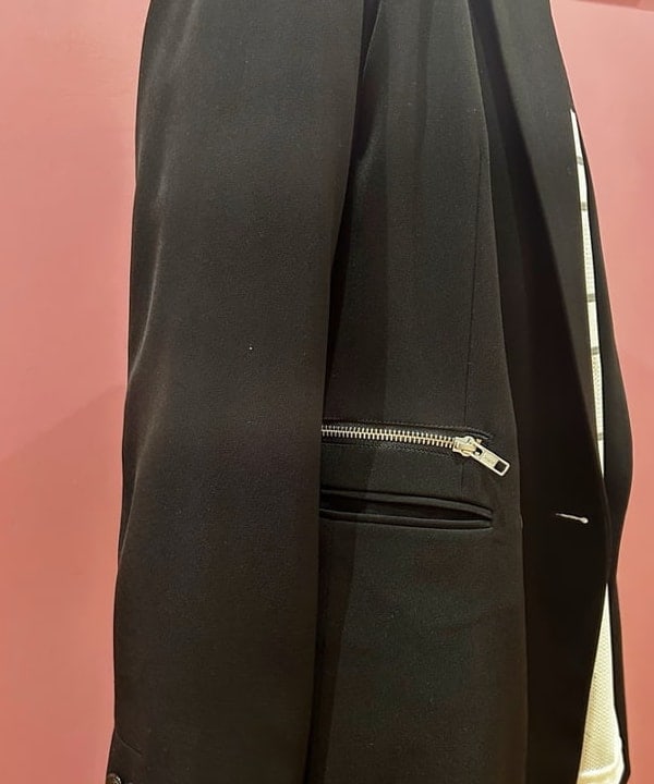 川口 恵さんの「BEAMS WOMEN｜ジップ ポケット 4ボタン ダブル ジャケット 25SS」を使ったコーディネート