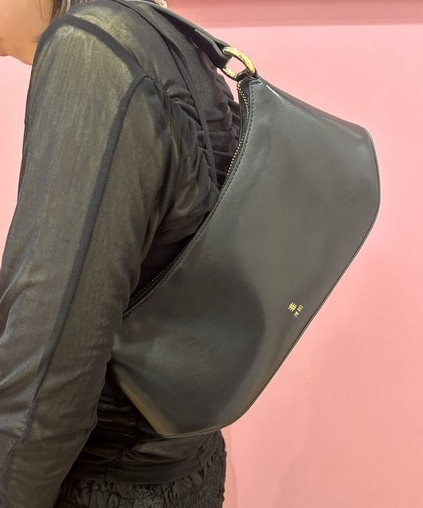リズさんの「BEAMS WOMEN｜JW PEI / LILY ショルダーバッグ」を使ったコーディネート