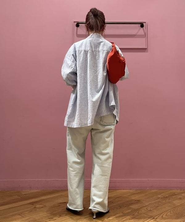 シオンさんの「BEAMS WOMEN｜ストライプ チェック ビッグ ジャケット」を使ったコーディネート