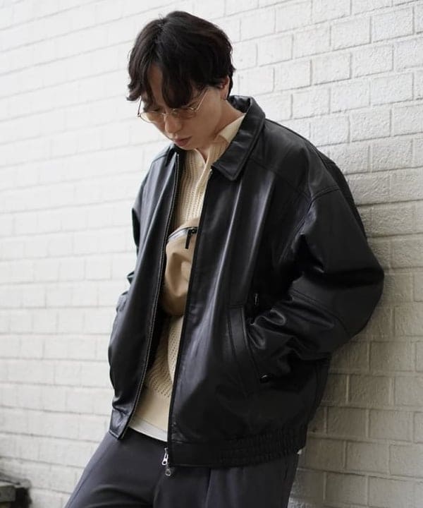 SUDOさんの「BEAMS WOMEN｜ワイドフィット 4ポケット レザー ブルゾン」を使ったコーディネート