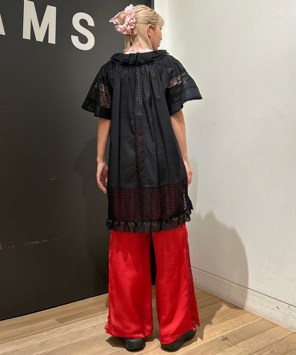 佐藤 亜美さんの「BEAMS WOMEN｜maturely / スナップ イージー パンツ」を使ったコーディネート