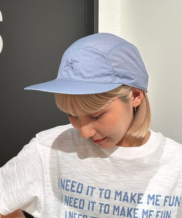 佐藤 亜美さんの「BEAMS WOMEN｜ライン メッセージ Tシャツ」を使ったコーディネート
