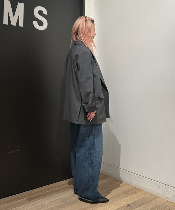 安藤 菜央さんの「BEAMS WOMEN｜maturely / リブ トリム ＆ メロー」を使ったコーディネート