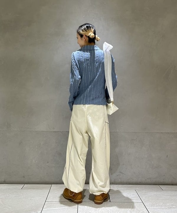 ササキさんの「BEAMS WOMEN｜ストライプ シャーリング ジップ シャツ」を使ったコーディネート