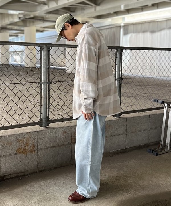 ザキサンさんの「BEAMS WOMEN｜チェック ネルシャツ」を使ったコーディネート