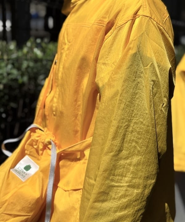 植木 竜也さんの「BEAMS WOMEN｜【別注】SIERRA DESIGNS / PACKABLE PANAMINT PARKA」を使ったコーディネート