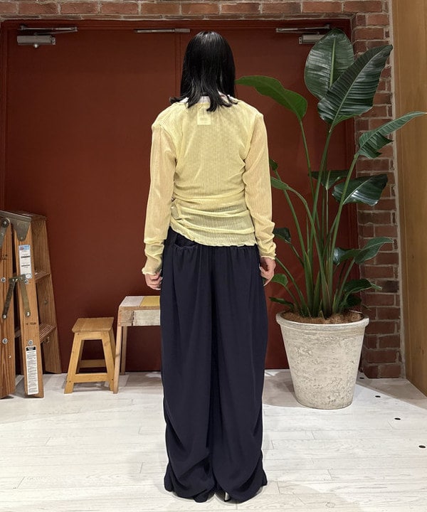 ケミオさんの「BEAMS WOMEN｜maturely / アムンゼン シャーリング パンツ」を使ったコーディネート