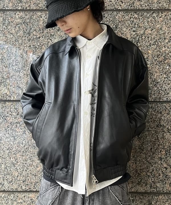 菊田 悠さんの「BEAMS WOMEN｜レザー ブルゾン」を使ったコーディネート