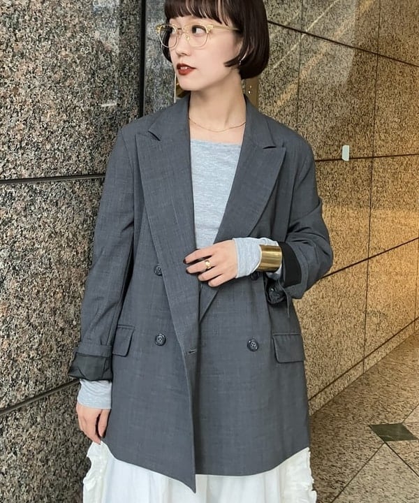 多田 日奈子さんの「BEAMS WOMEN｜ドビー フリル スカート」を使ったコーディネート