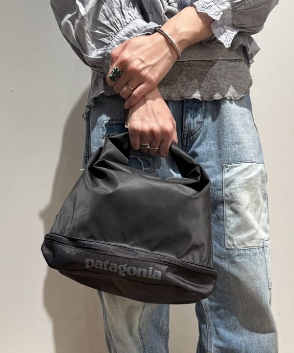 Kaoru Sakumaさんの「BEAMS WOMEN｜【別注】Lee / ダメージ & リペア ペインター パンツ」を使ったコーディネート