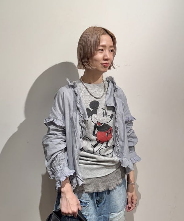 Kaoru Sakumaさんの「BEAMS WOMEN｜【別注】Lee / ダメージ & リペア ペインター パンツ」を使ったコーディネート