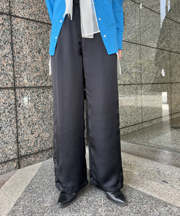 あさひさんの「BEAMS WOMEN｜maturely / スナップ イージー パンツ」を使ったコーディネート