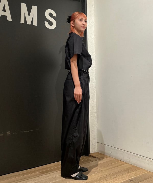 佐藤 亜美さんの「BEAMS WOMEN｜RBS / サイドリボン コクーンパンツ」を使ったコーディネート
