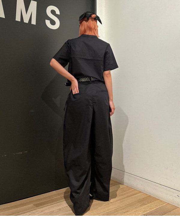 佐藤 亜美さんの「BEAMS WOMEN｜RBS / サイドリボン コクーンパンツ」を使ったコーディネート