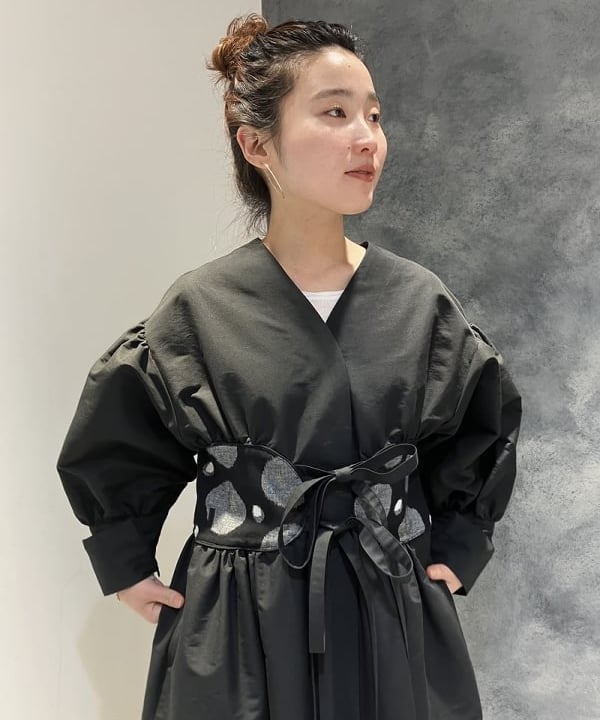 モモさんの「BEAMS WOMEN｜シルバー925 フープ ピアス 大」を使ったコーディネート