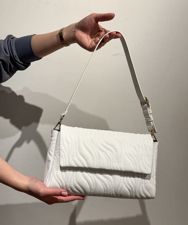 sakuraさんの「BEAMS WOMEN｜Ray BEAMS / ダブル ウエスト ワイドパンツ」を使ったコーディネート