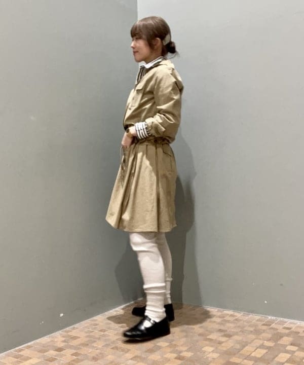 小原 もこさんの「BEAMS WOMEN｜ロンドンストライプ ボタンダウンシャツ」を使ったコーディネート