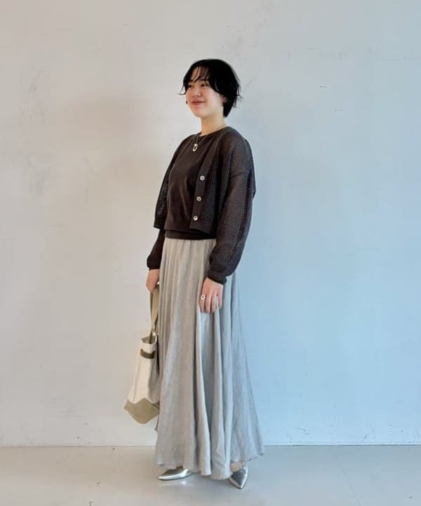 ゆうかさんの「BEAMS WOMEN｜ギマコットン Vネック カーディガン」を使ったコーディネート