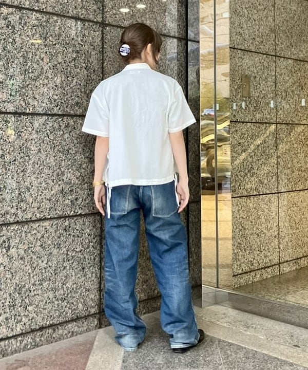 小原 もこさんの「BEAMS WOMEN｜WAREHOUSE & CO. / 別注 ステンシル13 Tシャツ」を使ったコーディネート