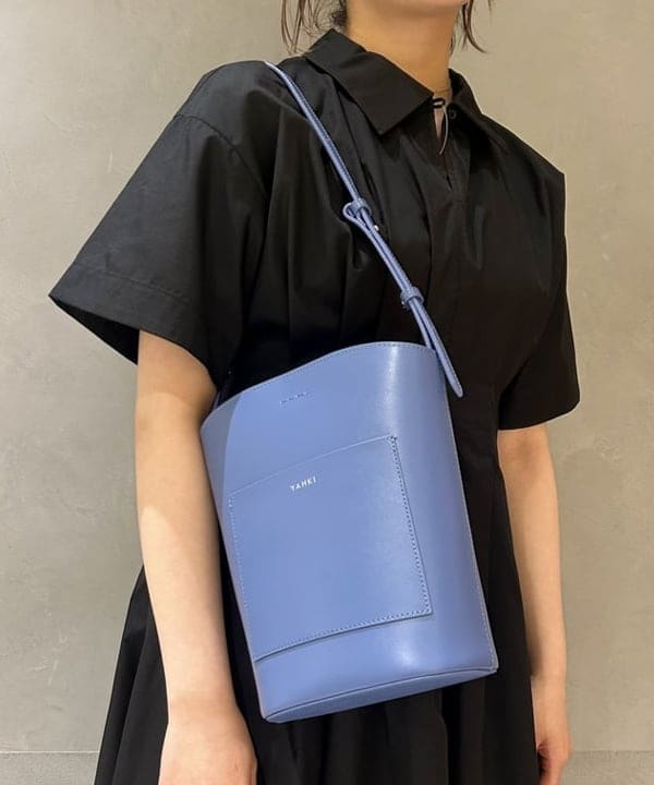 仙田 こころさんの「BEAMS WOMEN｜タック ウエスト シャツ ワンピース」を使ったコーディネート