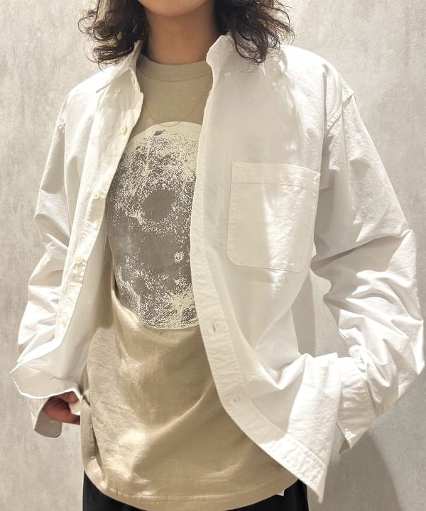 菊田 悠さんの「BEAMS WOMEN｜ヘビーオックスフォード ボタンダウンシャツ」を使ったコーディネート